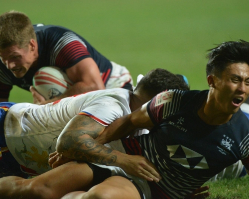 香港戰勝菲律賓擠身四強