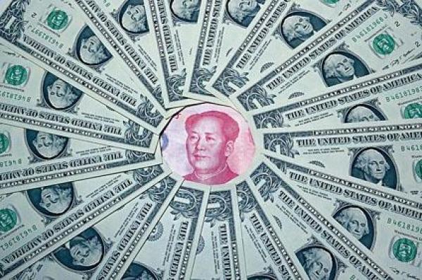 日均人民幣外匯交易量（2021）：香港1912億美元 VS 新加坡1011億美元