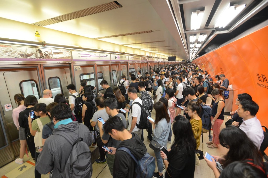 港铁今早4条路线出现信号故障。