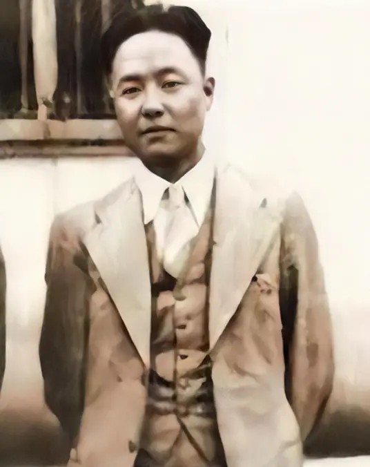 李士群 李士群