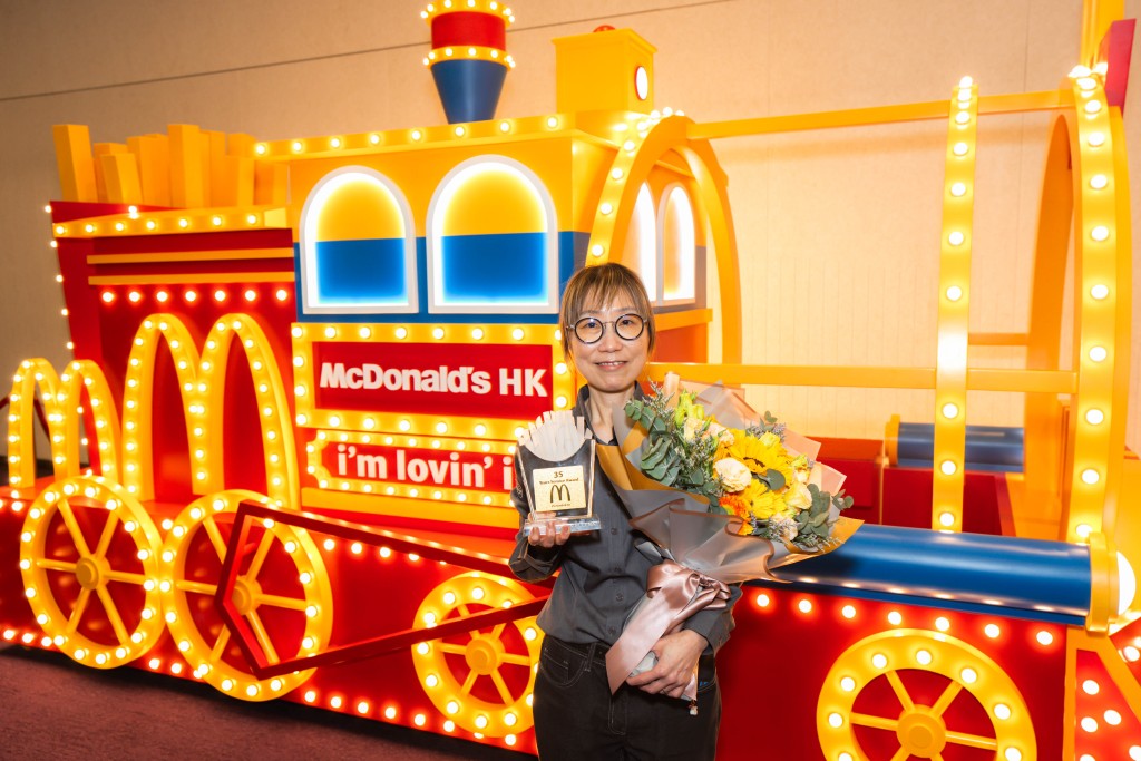 Jessica由昔日的懂事女孩蛻變成事業有成的餐廳管理人才，印證在McFamily裏人人都能找到屬於自己的舞台。