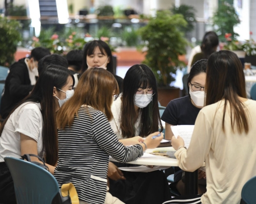 多所大學下學年起恢復面授課堂。資料圖片