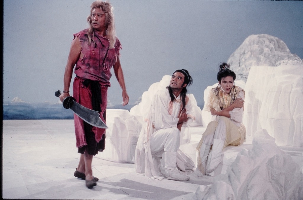 鄭裕玲和任達華合作過86年版的經典古裝劇《倚天屠龍記》，二人分別飾演張翠山和殷素素。