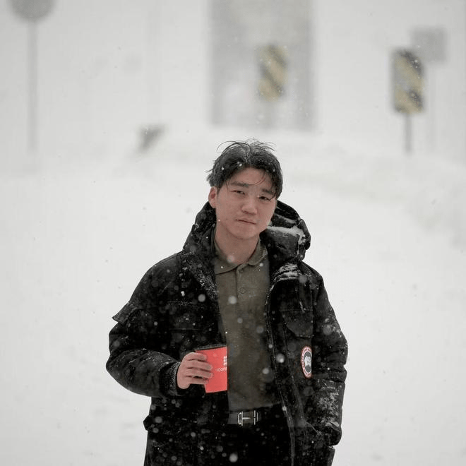 江仁基穿過哈薩克斯坦境內時，當地正在經歷暴雪天氣。