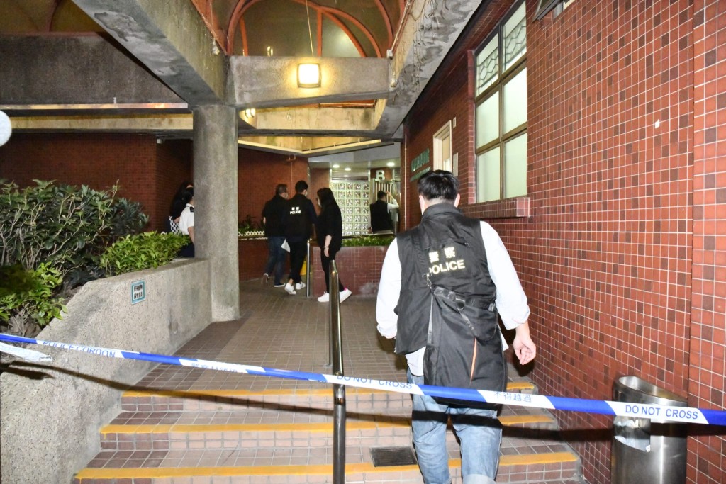 警方封鎖現場進行調查。