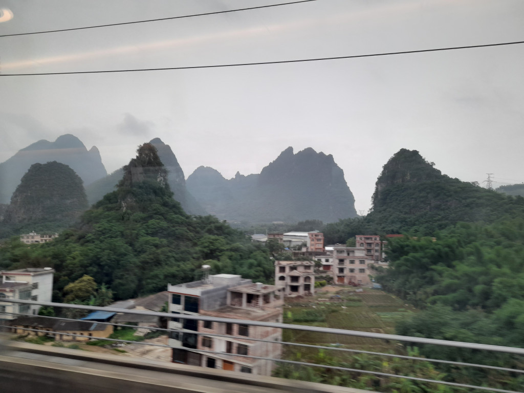 桂林西站附近風景。資料圖片