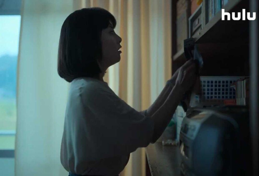田中丽奈都有拍日本影视平台Hulu原创剧《我想给你听一首歌》。