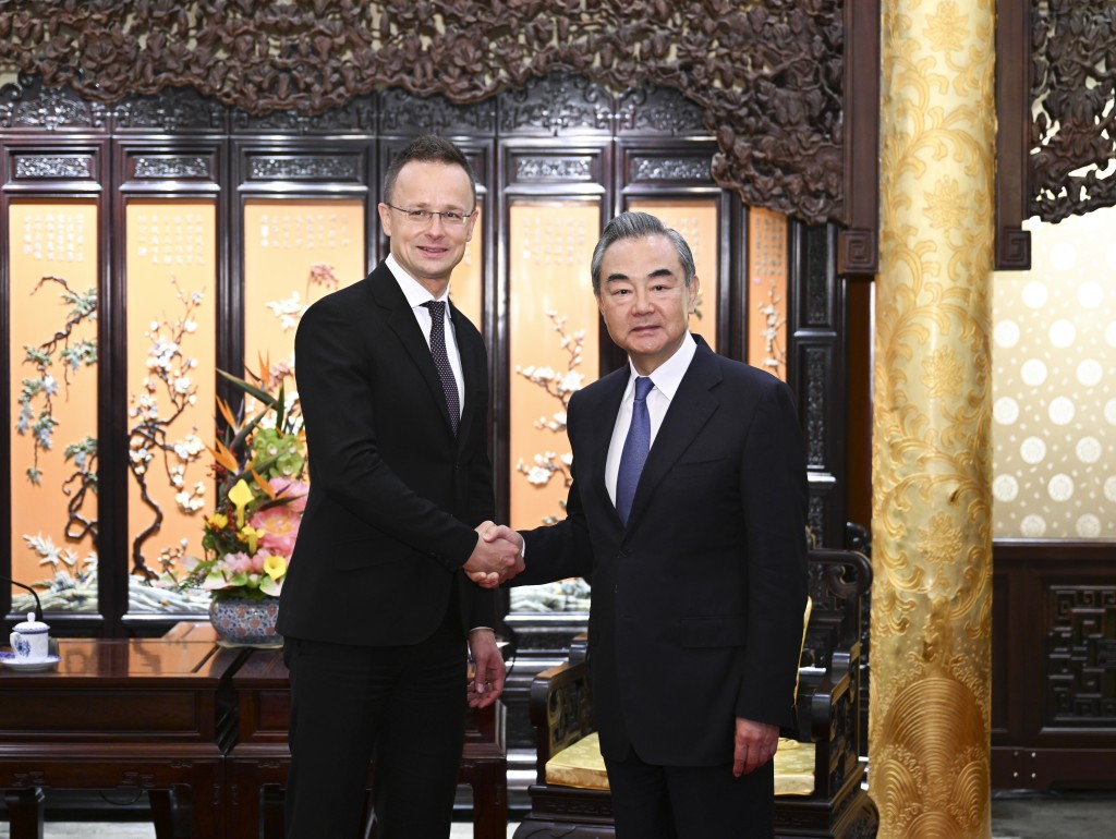 去年9月，國務委員兼外長王毅在中國常駐聯合國代表團駐地會見美國國務卿布林肯。 新華社