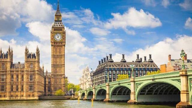 英格蘭14大城獲授權徵旅遊稅。 新華社