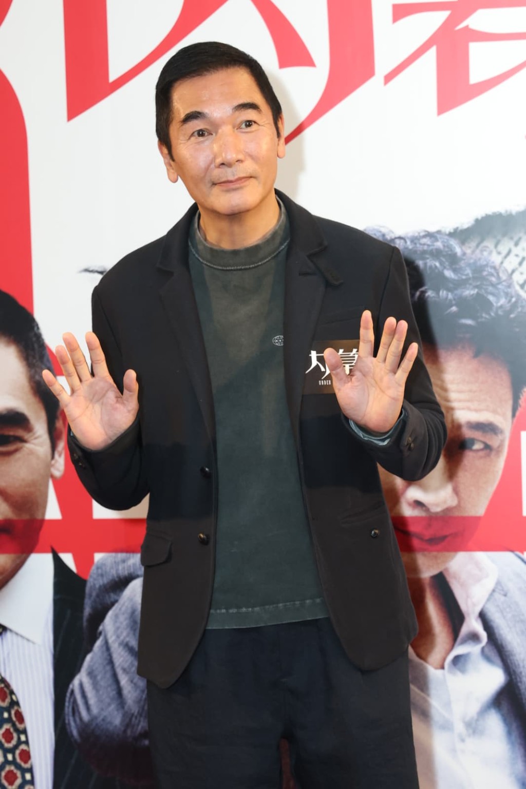 方中信認骨頭脆穿波鞋最穩陣。