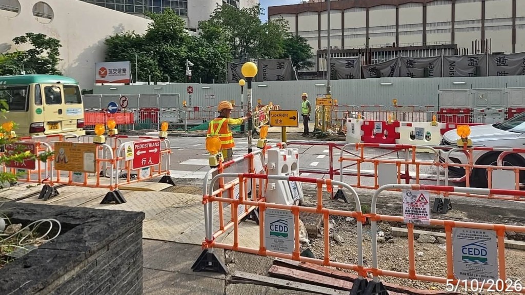 葵涌国瑞路工地传爆炸声 土拓署料为黄波灯电线故障