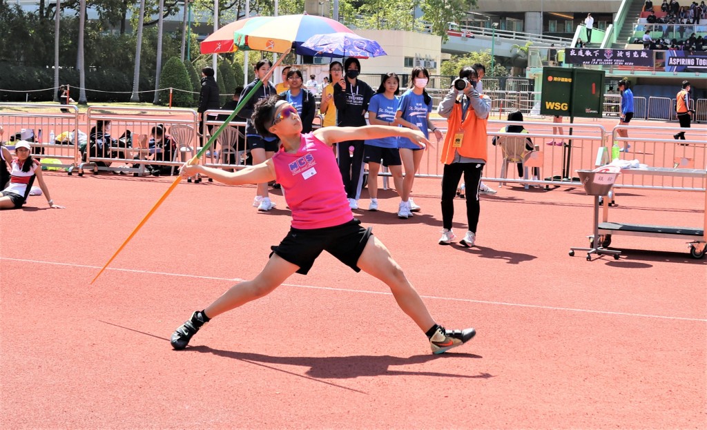 許鎧珈以48米10改寫女子乙組學界紀錄兼香港U18紀錄。陸永鴻攝