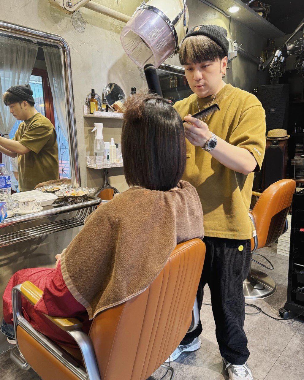 沈宗贤在IG透露，准备好在香港继续做发型师。