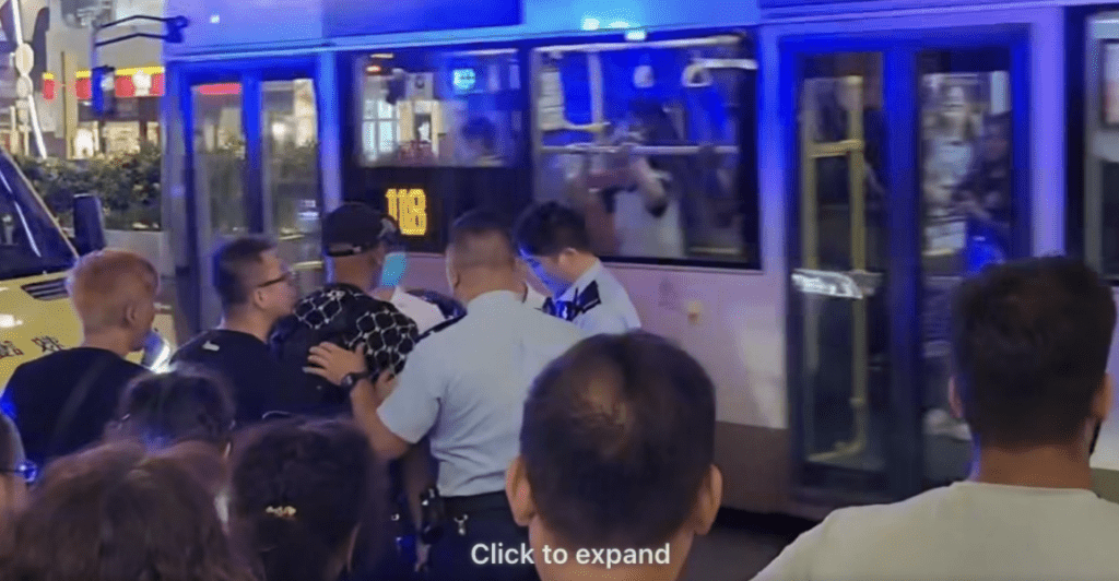 fb「向香港警察致敬」群組