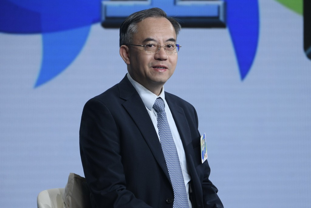 香港浸會大學會計、經濟及金融學系副教授麥萃才。