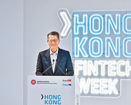 陳茂波指，疫情及無損香港國際金融中心地位。