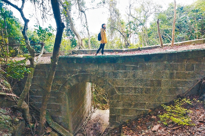 規模較小的獅子坑石橋,別具風情,同樣成為打卡熱點。