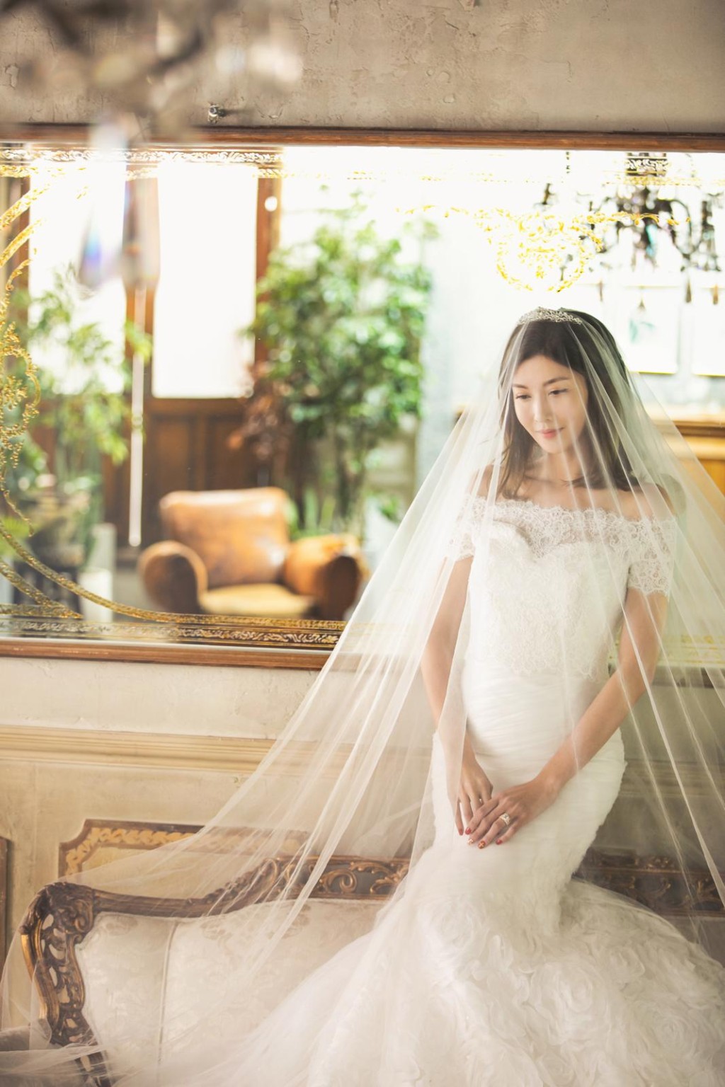 李彩桦的婚姻只维持短短一年七个月便离婚收场。