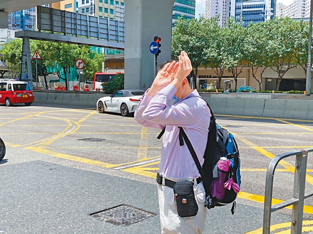 運輸署高級技術主任楊偉忠被控三罪。