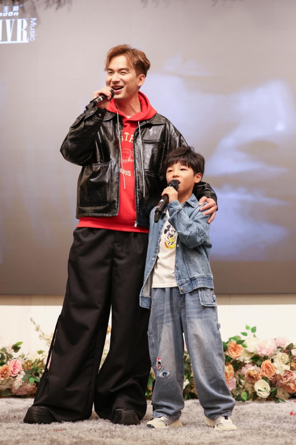吉吉邀请儿子波波合唱周杰伦《最长的电影》。