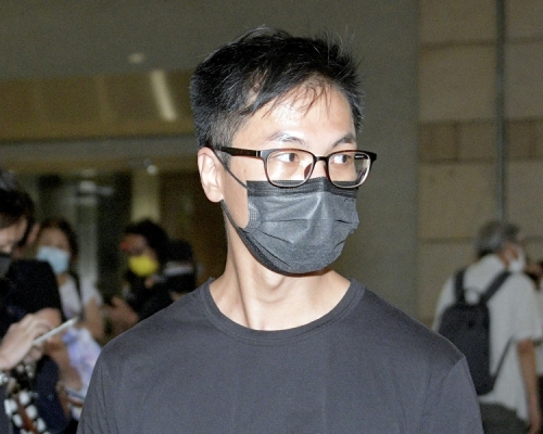 支聯會常委梁錦威自動當選葵青區議會主席。資料圖片
