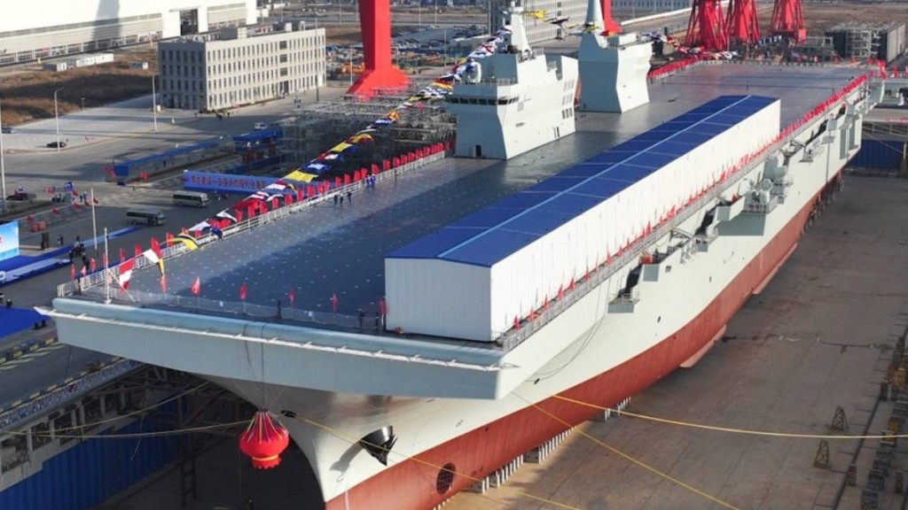 076兩棲攻擊首艦四川艦今日出海測試。新華社