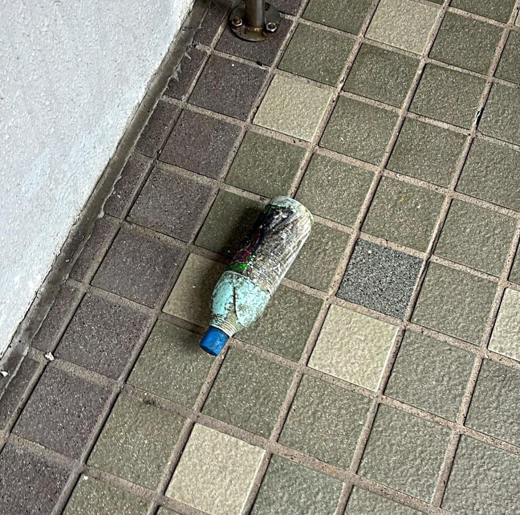 其中一個漂白水樽。fb：黃大仙區友