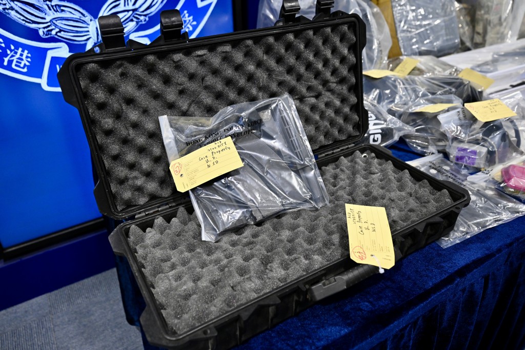 警務處國安處展示證物。劉駿軒攝 警務處國安處展示證物。劉駿軒攝