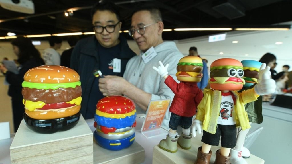 泰國玩具展「香港館」4月曼谷舉行 ，主辦方於今日（20日）舉辦啟動禮，參展的香港設計師攜同他們的原創潮玩玩具到場並進行分享。伍明輝攝