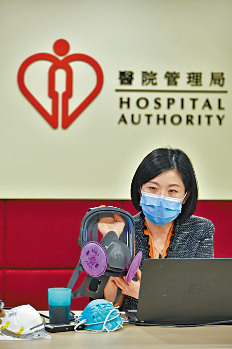 被告莊慧敏為醫院管理局總行政經理（感染及應急事務）。