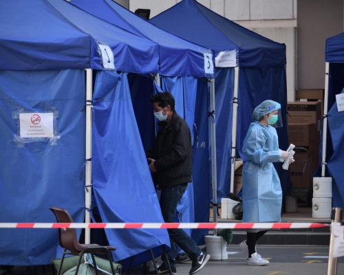 政府並於各區多個地點設立流動採樣站。