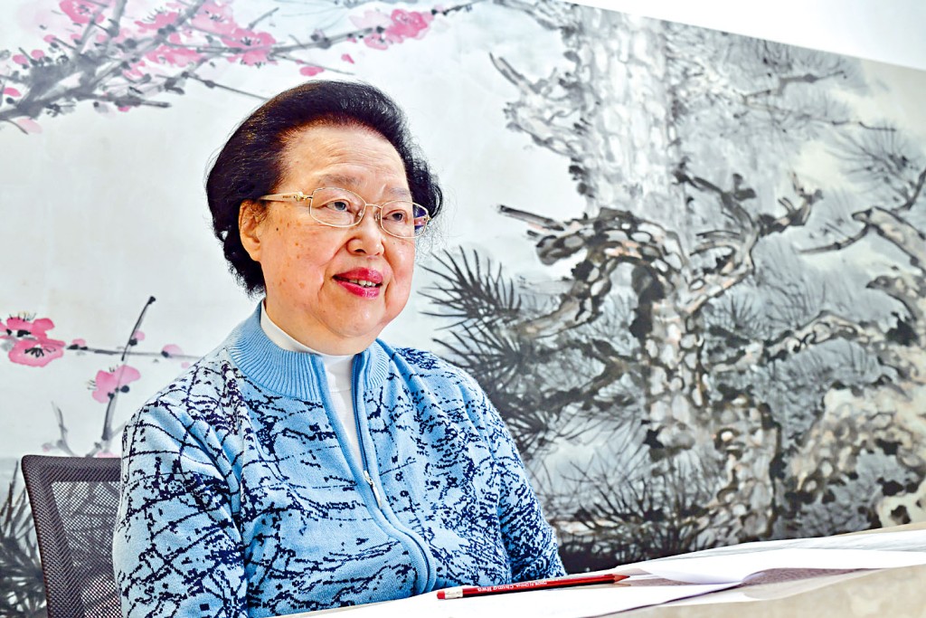 譚惠珠表示，若民主派真變成立法會中的多數派，癱瘓議會運作，只會令香港完全停擺。