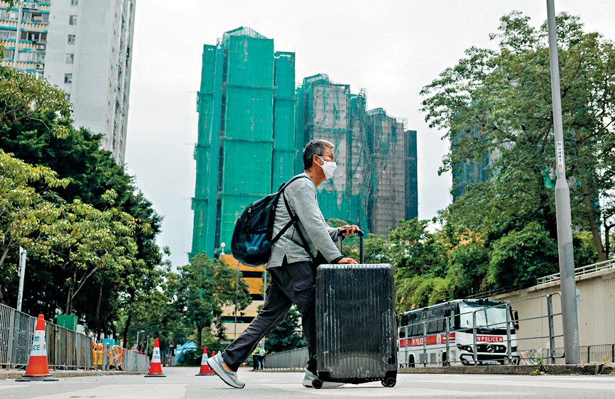宏福苑居民期望连串法律行动，还他们一个公道。