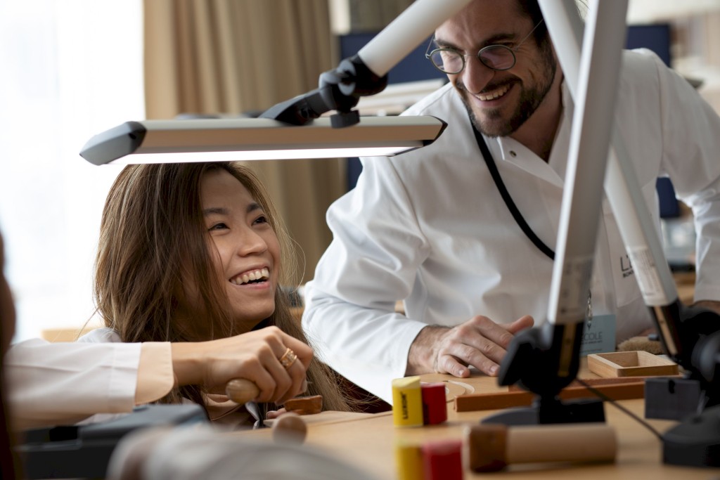 L'ÉCOLE珠宝艺术学院将于6月11日(六)举行以璀璨钻石为主题的体验日,免费预约参加。