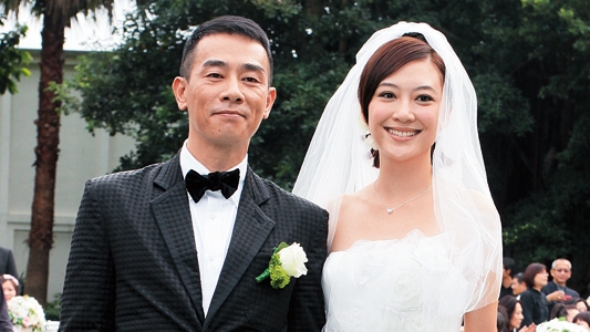 陈小春与应采儿于2010年结婚。  ​（东周刊图片）