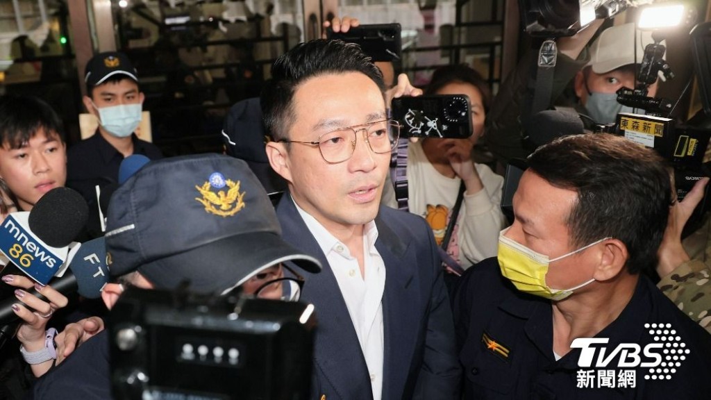 汪小菲对开庭过程是否顺利，沉默不语。（TVBS新闻网图片）