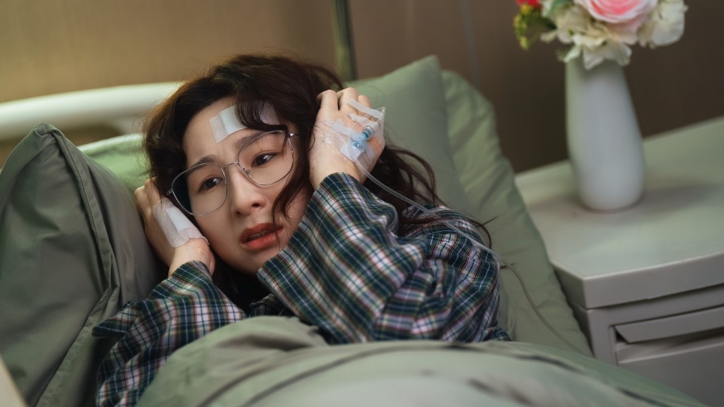 姜幸如(高海寧 飾)在身心俱疲與極度悲憤之下,不慎遭遇車禍,含恨而終。 姜幸如(高海寧 飾)在身心俱疲與極度悲憤之下,不慎遭遇車禍,含恨而終。