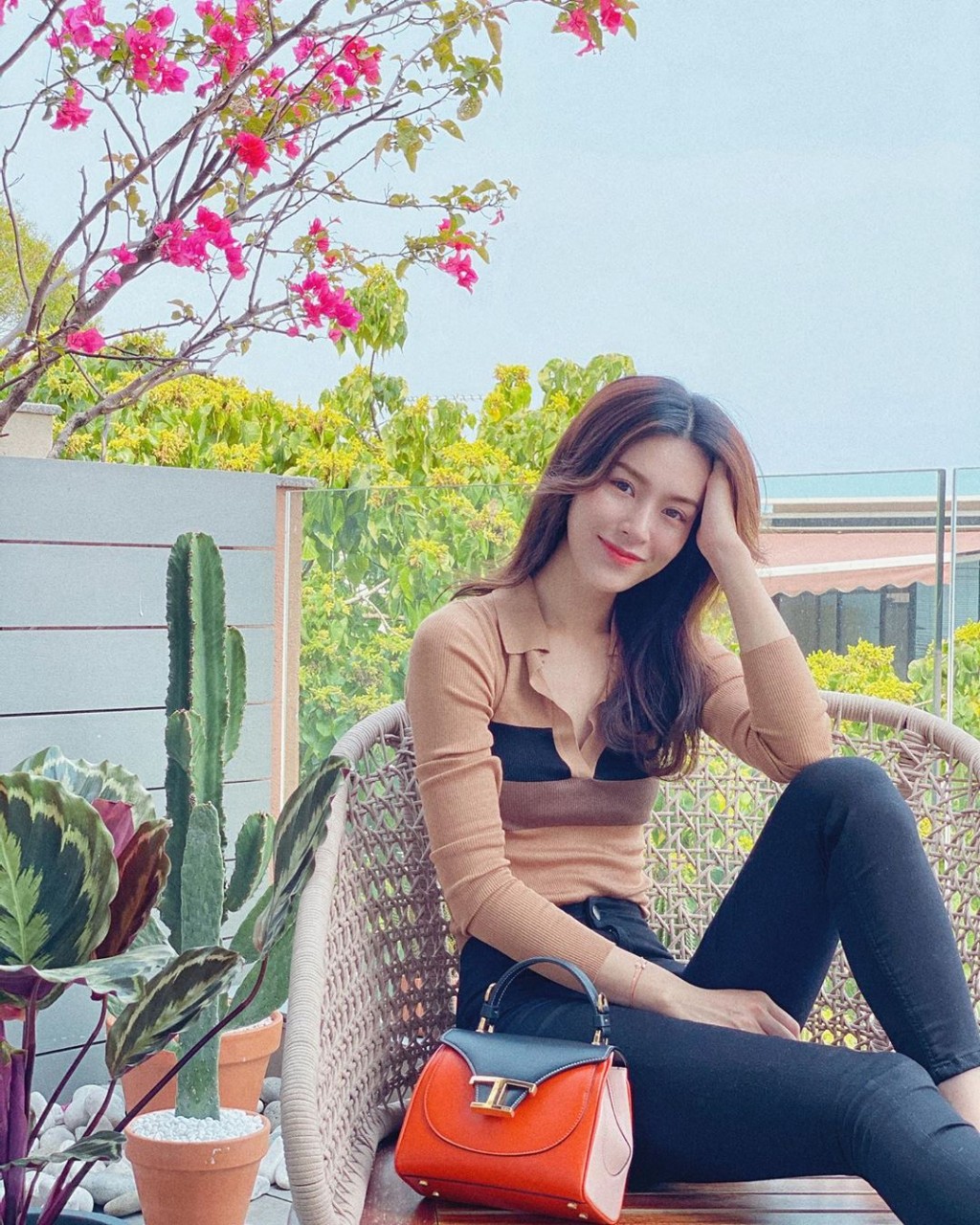 剛成為人妻的JM真係好瘦。