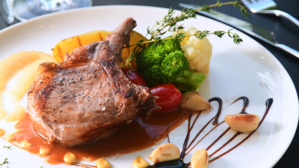 Steak Art|北角Fusion扒房自家熟成頂級牛肉必試XO醬龍蝦尾飲管粉