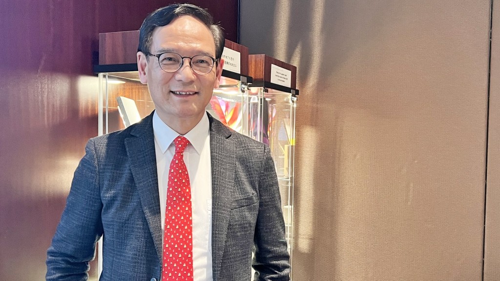 謝偉銓最近就問了AI兩個問題,大呼「真係估到我諗乜!」。資料圖片