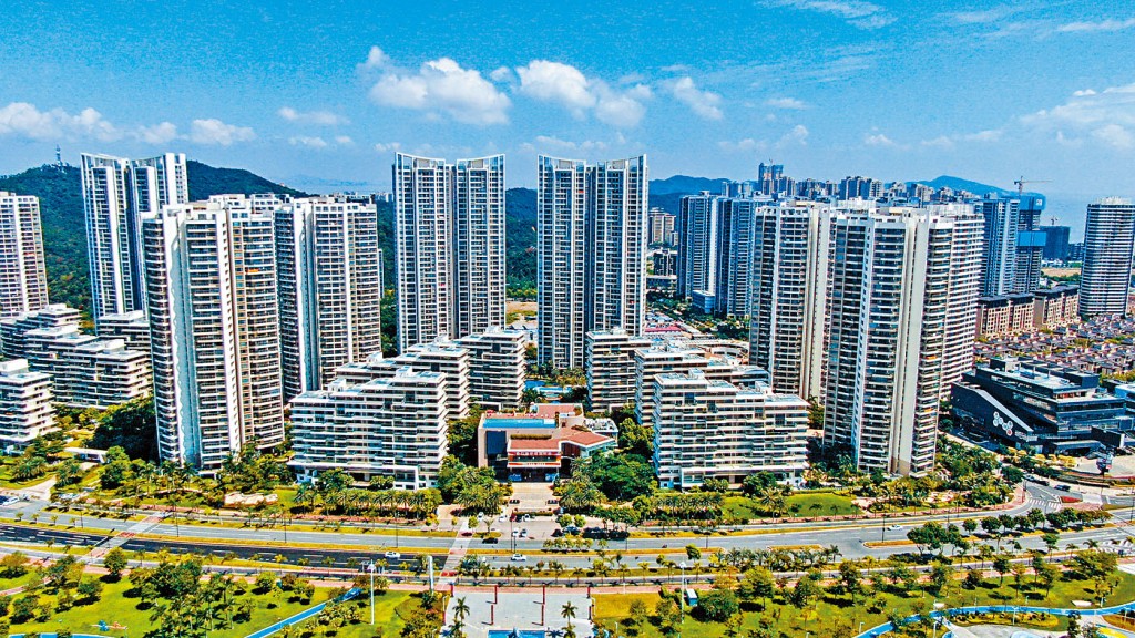 在新盘频推带动下，珠海上月一手成交量达3000宗。