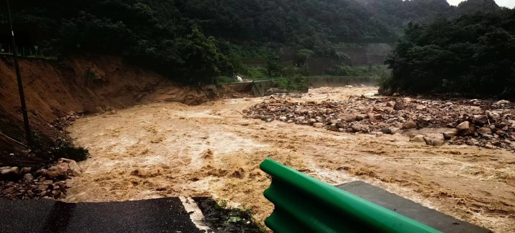 陕西宝鸡暴雨已造成5死8失踪。