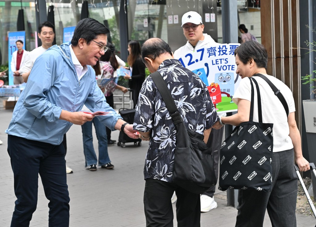 黃偉綸指,距離選舉還有一個多月,市面選舉氣氛越來越熱烈。黃偉綸FB圖片 黃偉綸指,距離選舉還有一個多月,市面選舉氣氛越來越熱烈。黃偉綸FB圖片