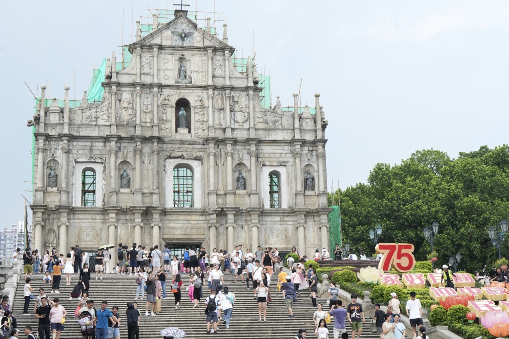 文綺華指，旅遊局除自身巡查，亦會與相關部門聯合巡查，強調巡查工作從未間斷。資料圖片