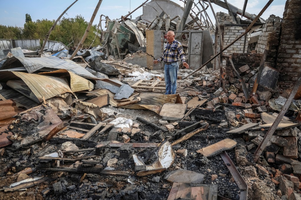 俄軍持續空襲烏克蘭，造成廣泛破壞。路透社