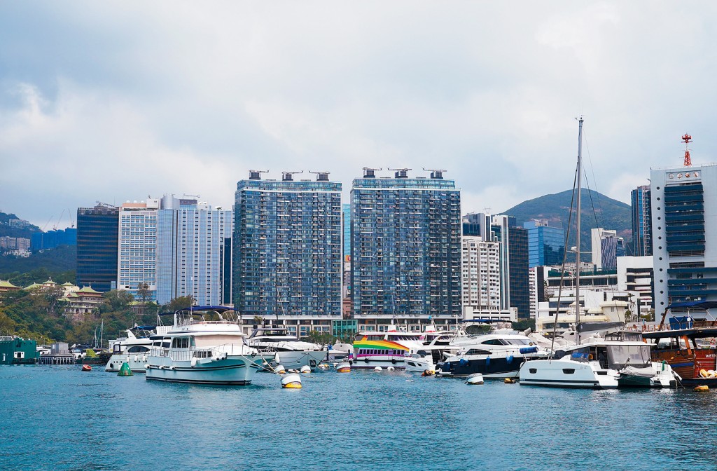 当局计划将布厂湾一带「片区」交予市场兴建游艇泊位，以推动游艇经济。