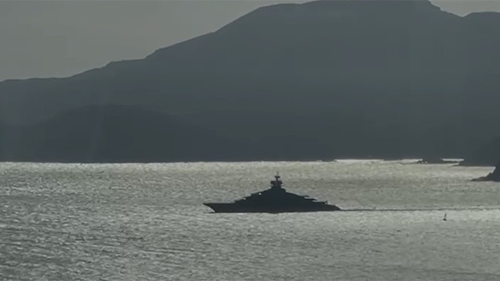 俄罗斯「钢铁寡头」超级游艇「Nord」驶离香港。