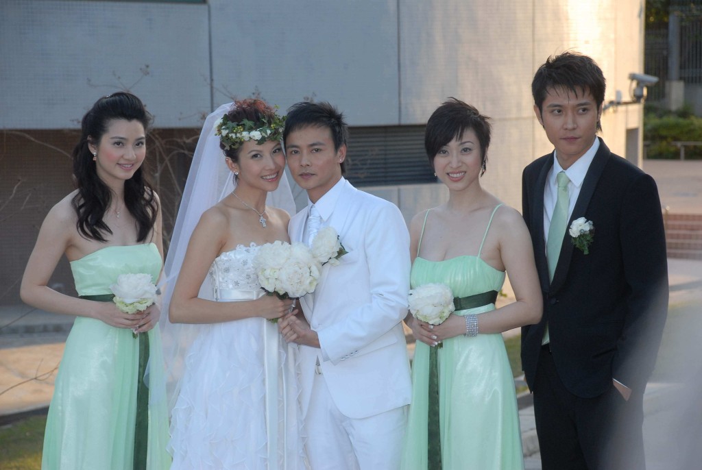 蔡少芬和張晉在2008年結婚，洪欣與張丹峰齊齊出現。
