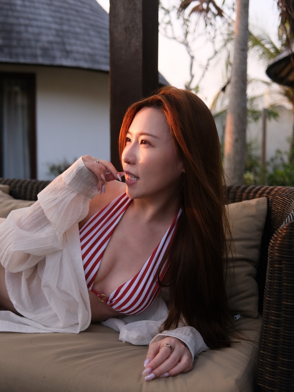 王晶愛女王海榛狂騷火辣身材。