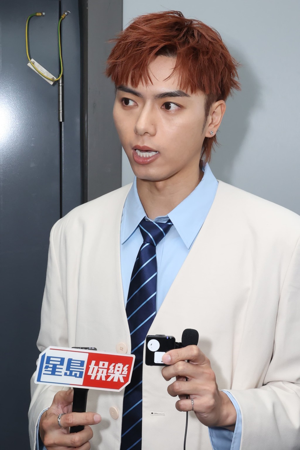 193表示自己時裝品牌最近參與了時裝周。 193表示自己時裝品牌最近參與了時裝周。